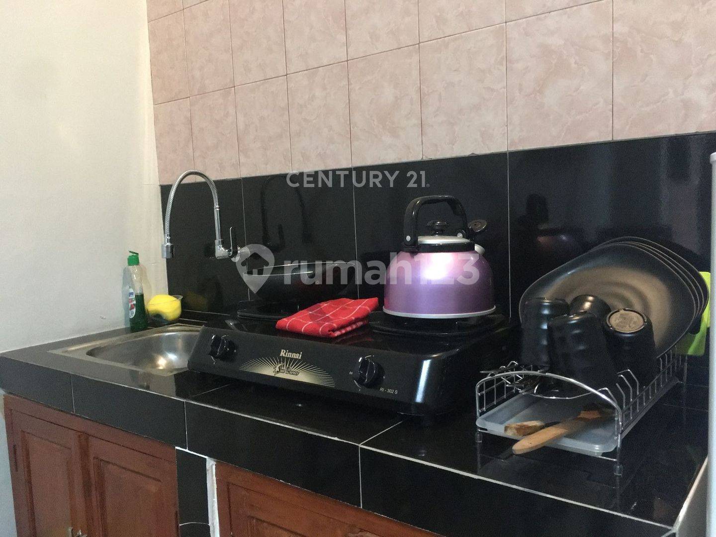 Толық жабдықталған үй, Сетурандағы университеттердің жанында, Джокьякарта