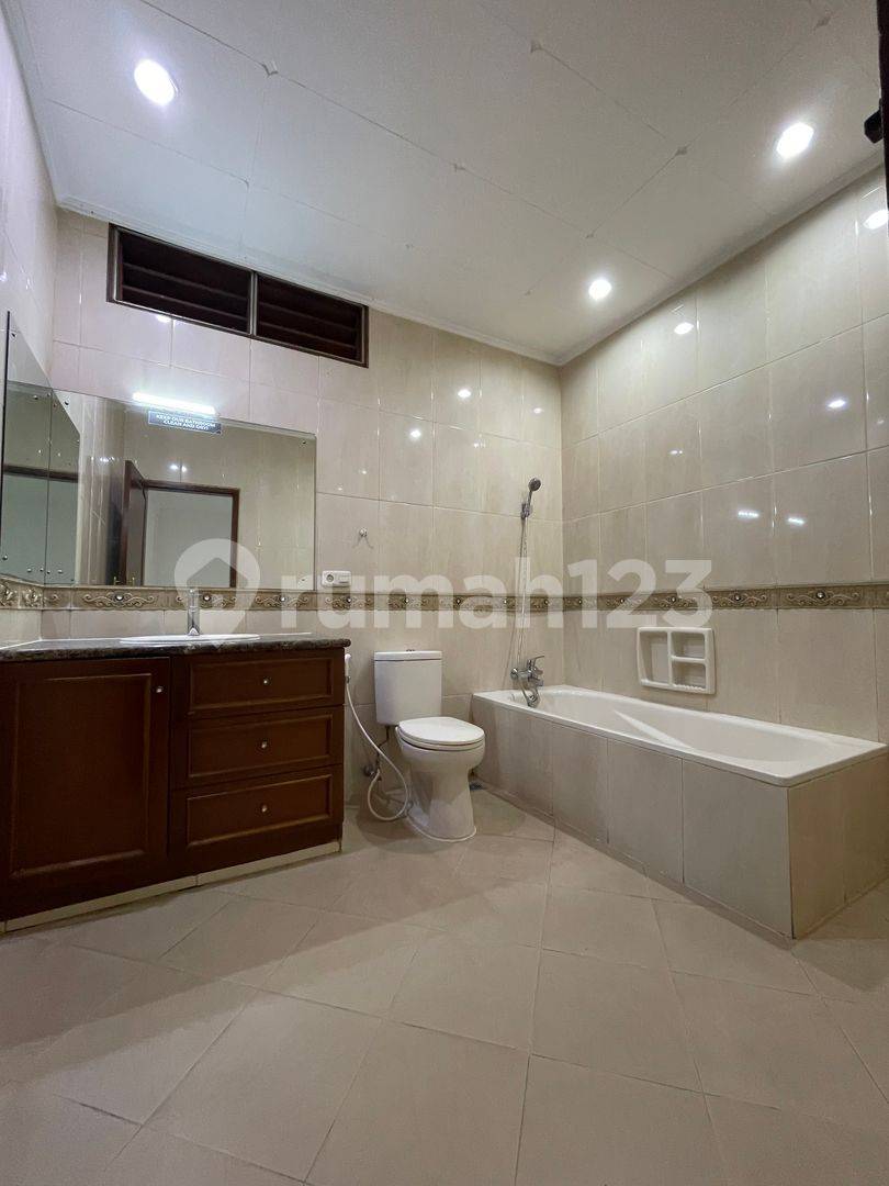 Spacious 2-Story House in Kebayoran Baru - Panglima Polim
