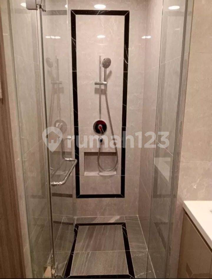 Современная квартира в TB Simatupang с удобным расположением