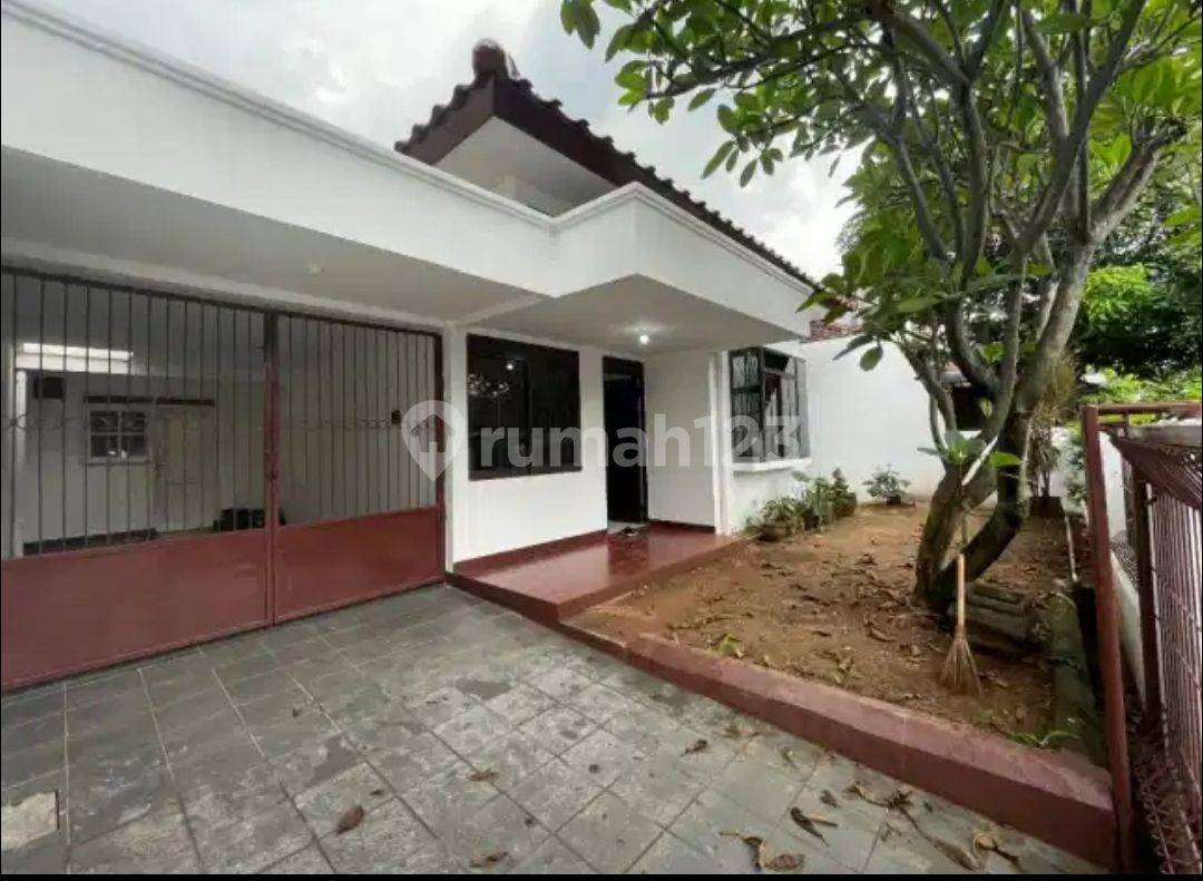Rental House near AEON MALL Tanjung Barat, South Jakarta