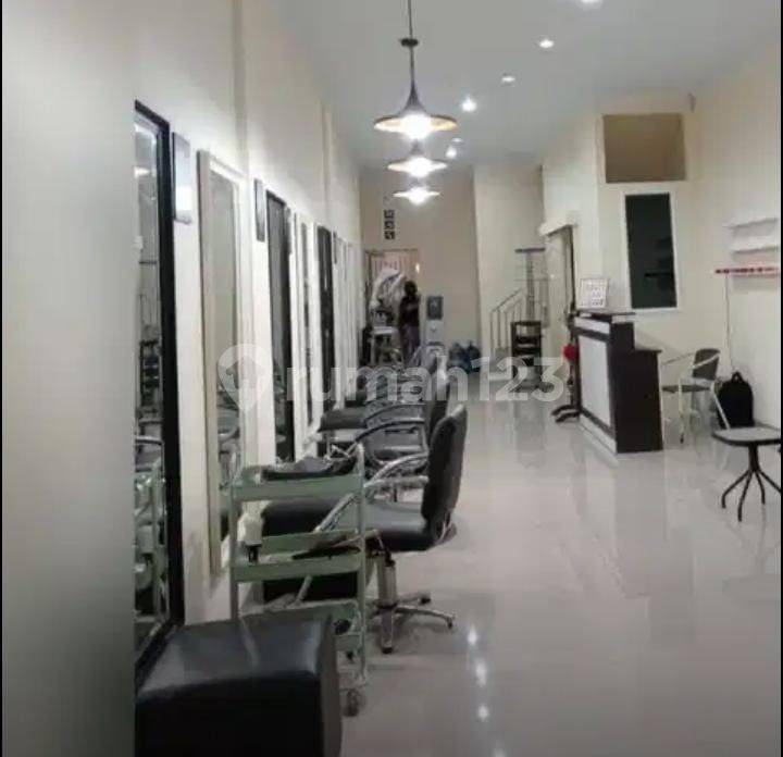 2nd Floor Commercial Space in Green Garden, Kebon Jeruk