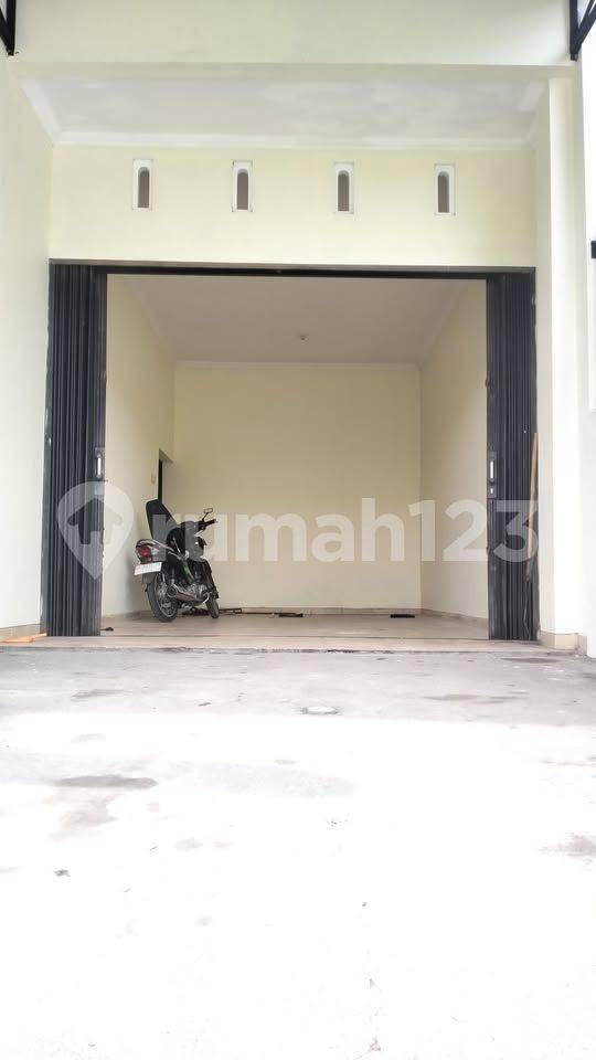 Spacious Two-Story House with 4 Bedrooms in Jogja