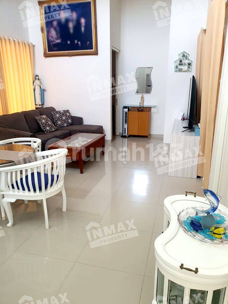 Safe and Comfortable Area Near Machung University, Corner Position