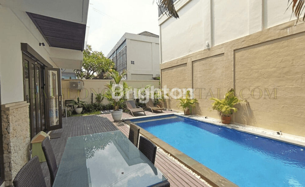 Peaceful 3-Floor Villa in Canggu-Seminyak with Private Pool
