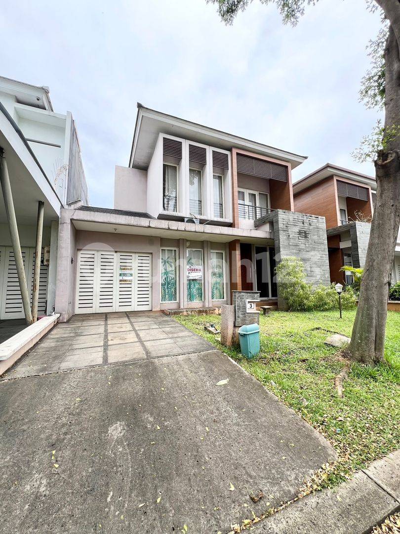 Luxury Villa in Premium Alam Sutera Location