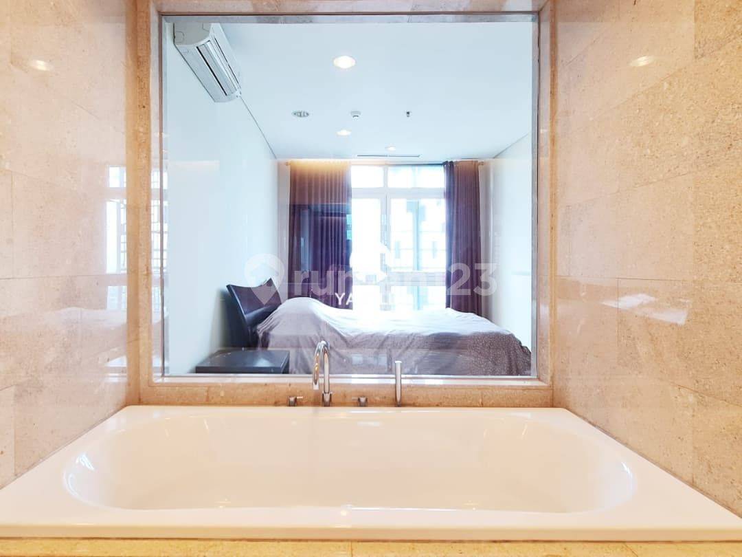 Senopati Suites 1 - Оңтүстік Джакартадағы 2+1 жуық бөлмелі люкс пәтер