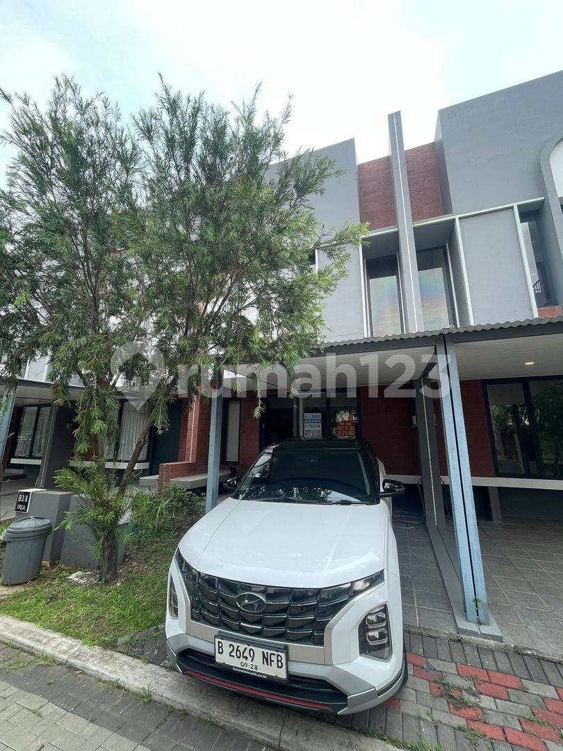 Modern Fully Furnished House Near BSD Toll and Amenities