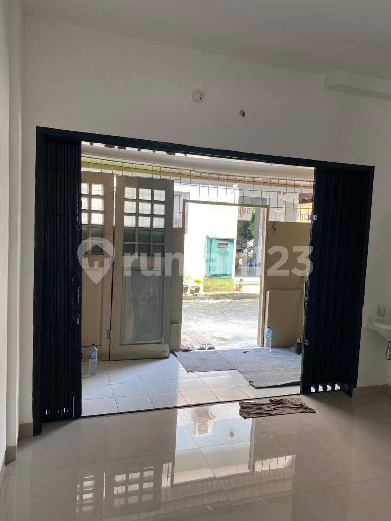 Commercial Property/Shop Near BSD Plaza in Active Area