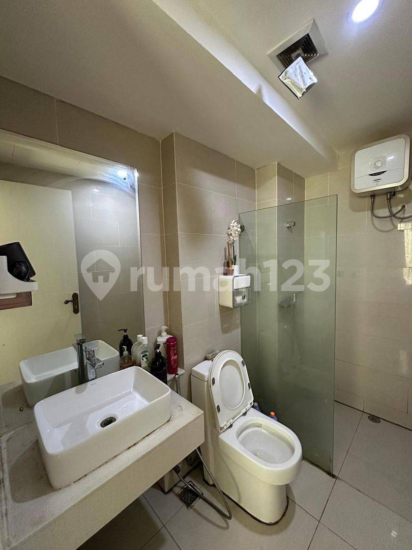 Daanmogot City Apartment - Fully Furnished 3BR in West Jakarta