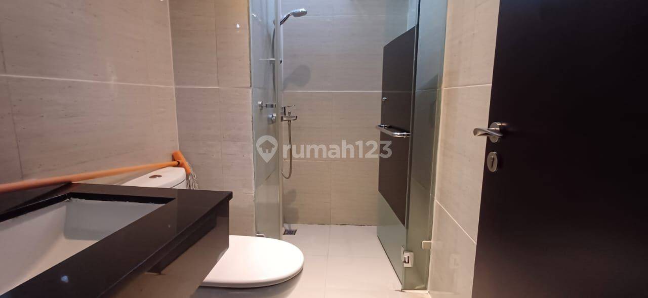 Brooklyn Apartment - Furnished, Strategic Location near Amenities