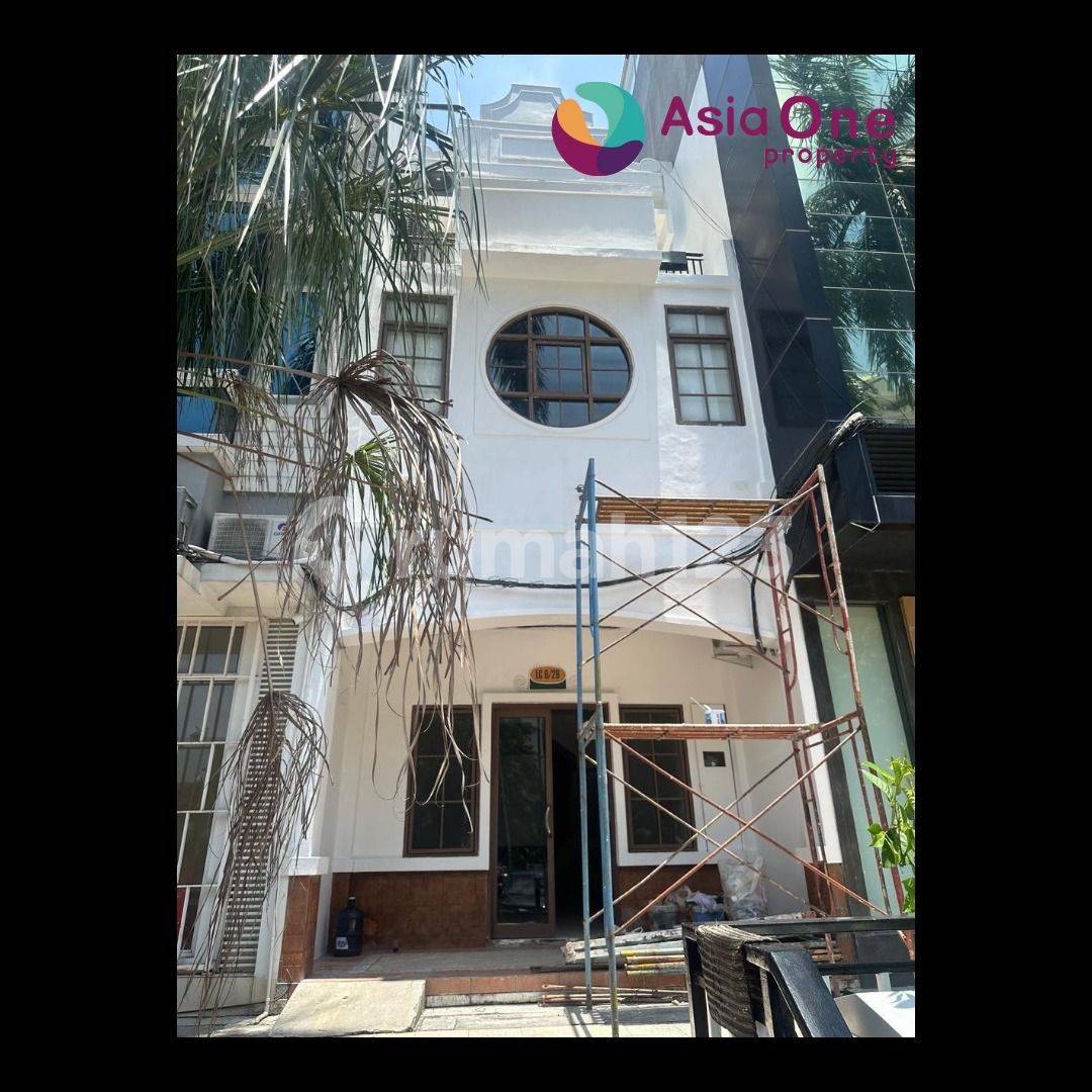 3-Story Commercial Building in Gading Batavia, Kelapa Gading, North Jakarta