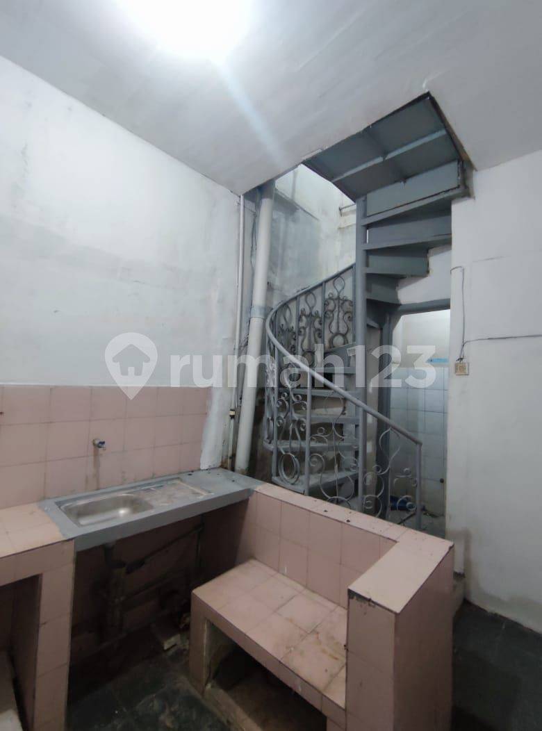 Стратегиялық RUKO Ciateul Otista - Дүкен немесе кеңсе үшін идеалды