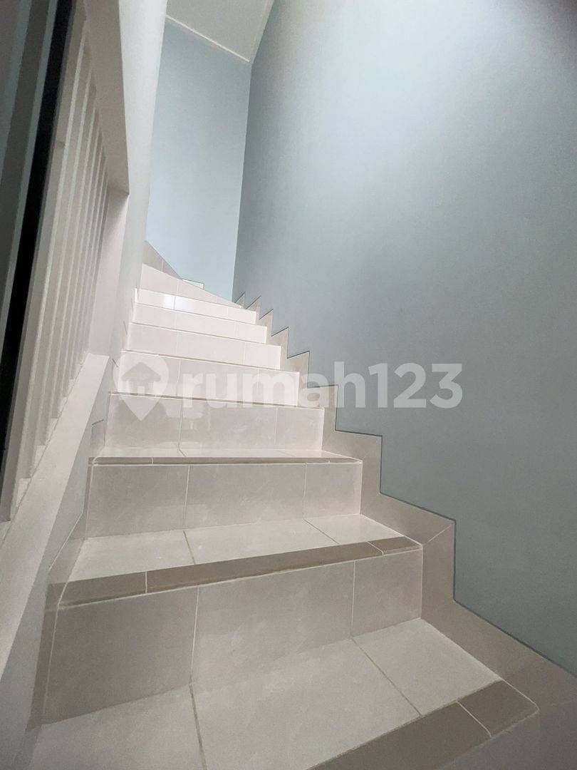 Strategically Located 2-Story House in Gading Serpong Cluster Martinez