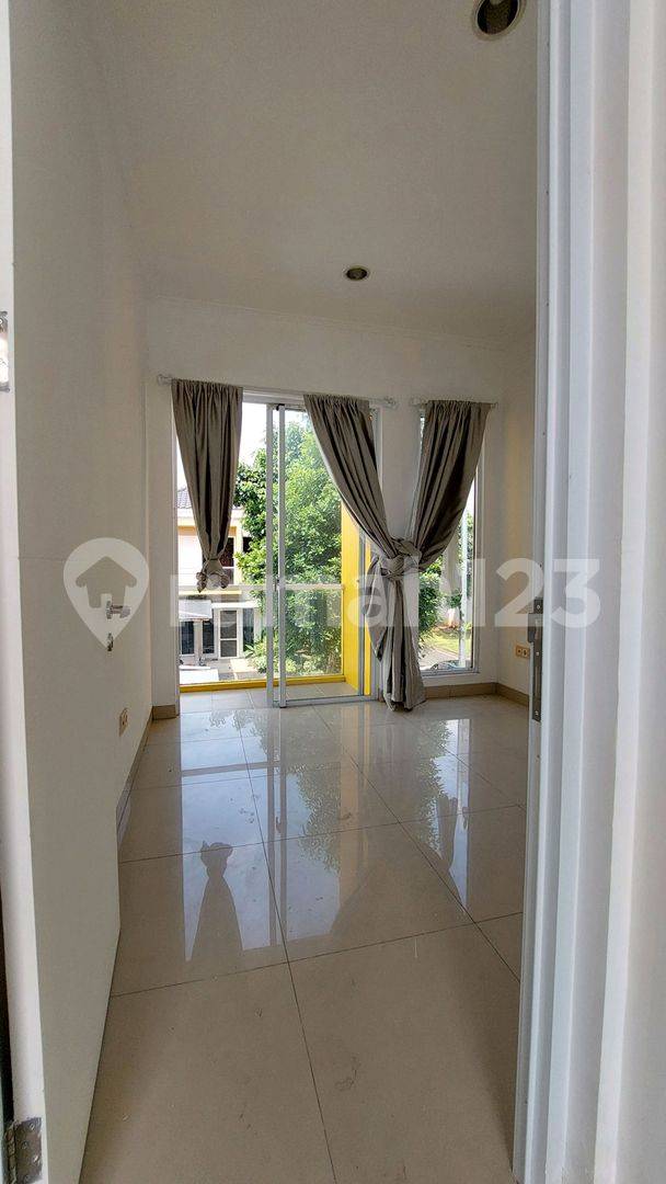 Quiet 2-Story 3-Bedroom Corner House Near Police Post