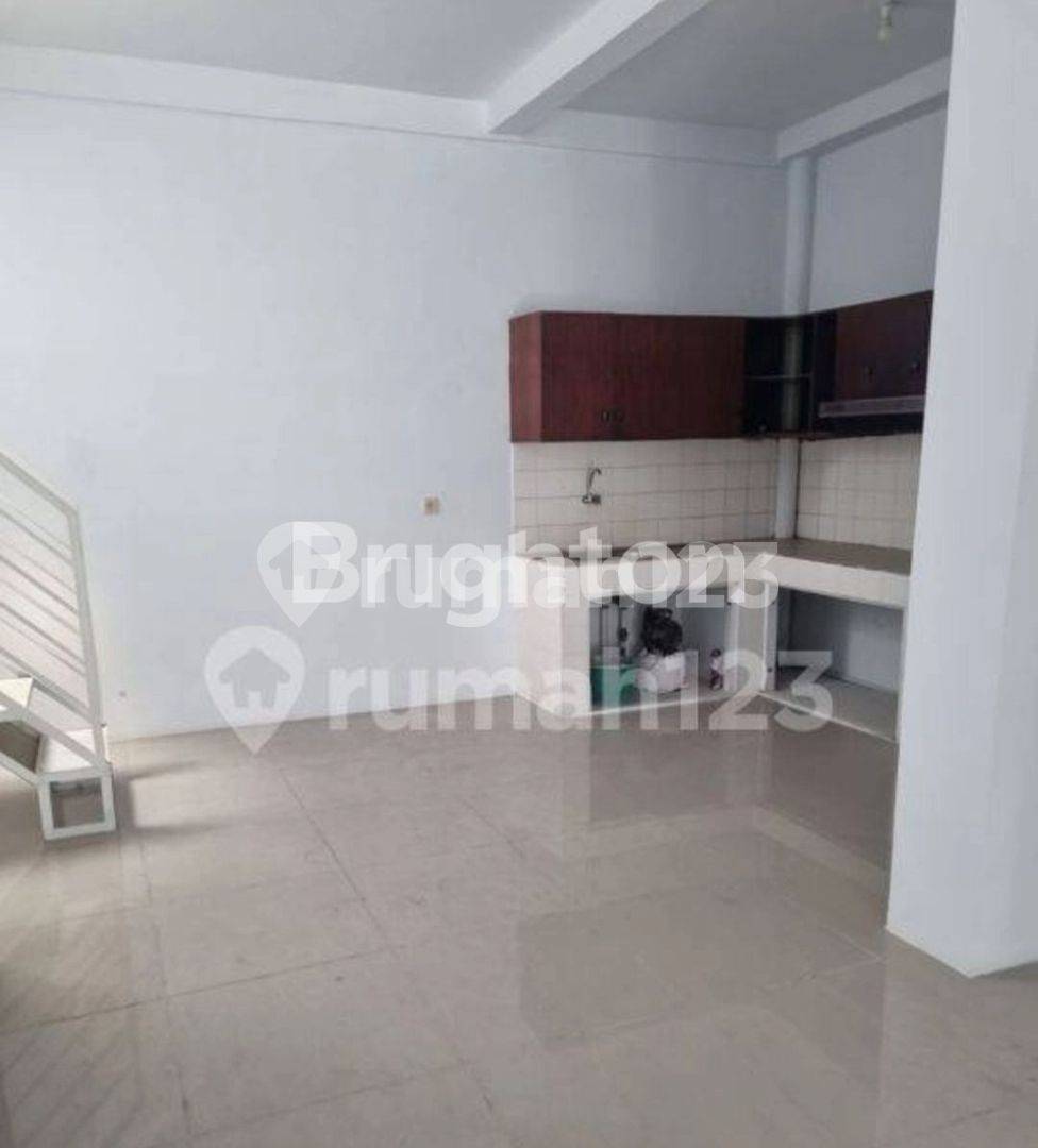 Spacious Family Home in Villa Melati, Serpong Area