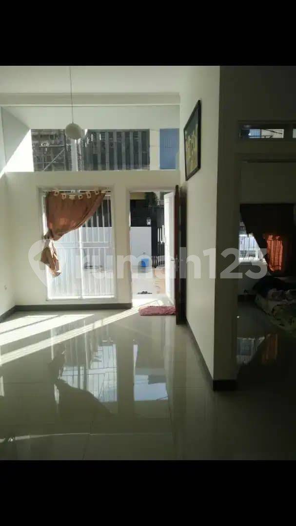 ARCAMANIK ENDAH, READY-TO-OCCUPY HOUSE IN BANDUNG CITY