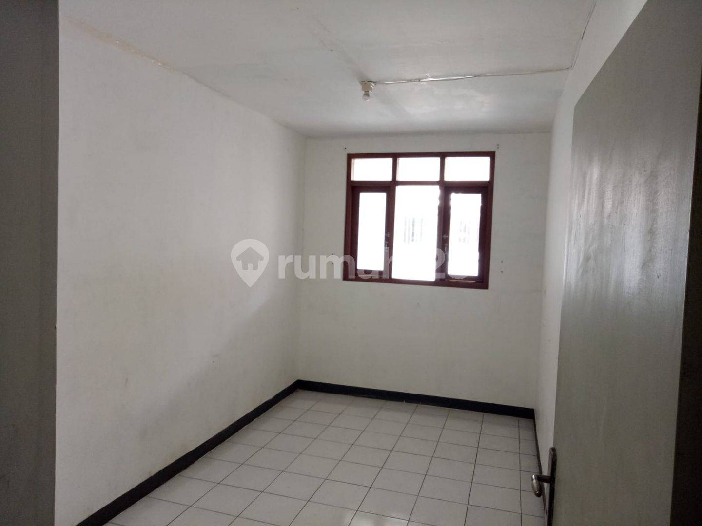 Taman Kopo Indah 1 House Rental