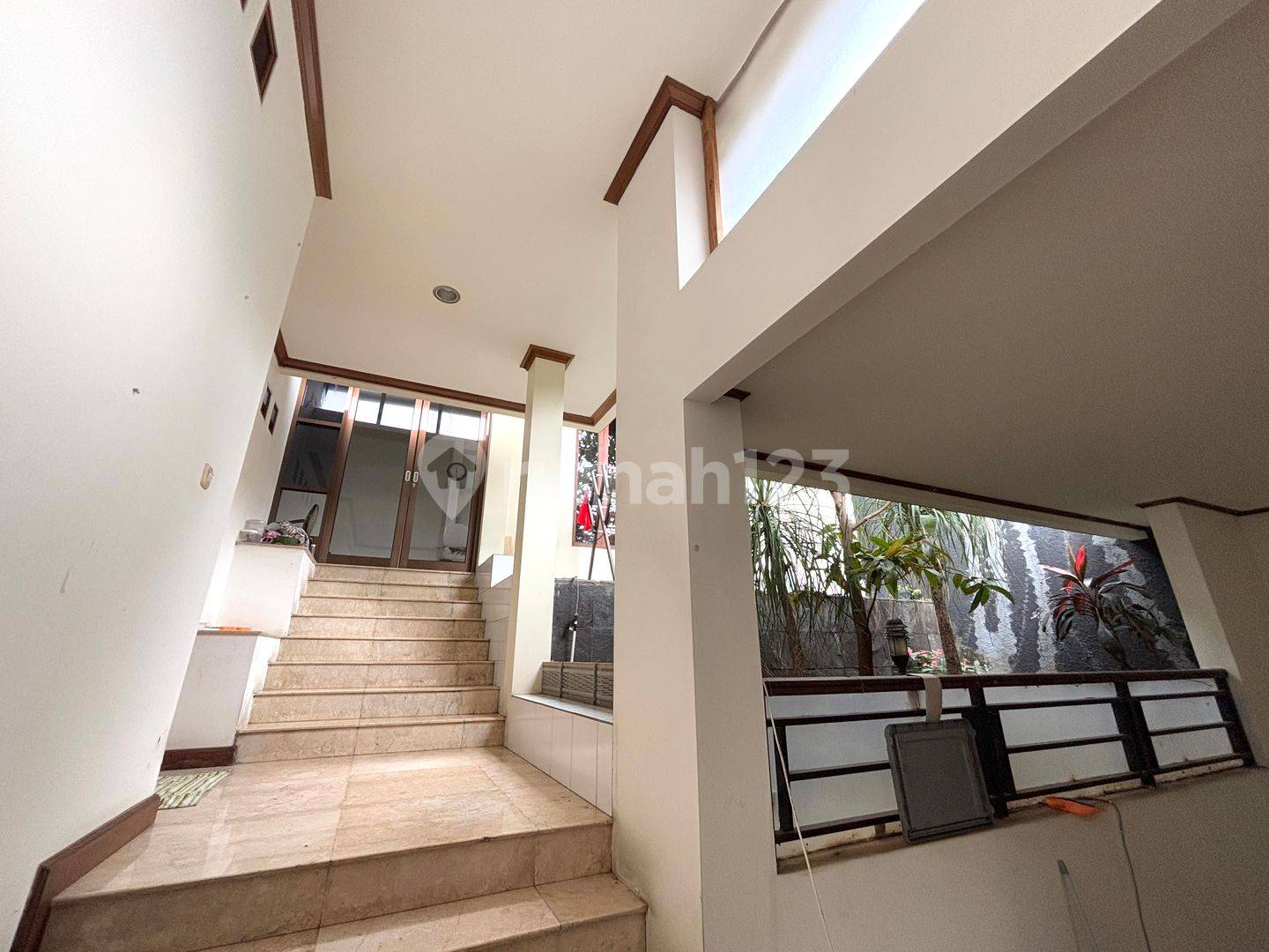 Luxury Rental House in Premium Pasteur/Sukajadi Location
