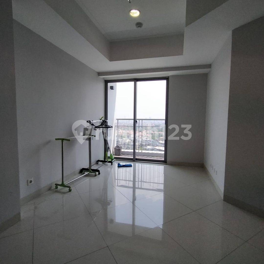 Коммерческое помещение Ruko Boulevard - 4.5x17м, 2.5 этажа