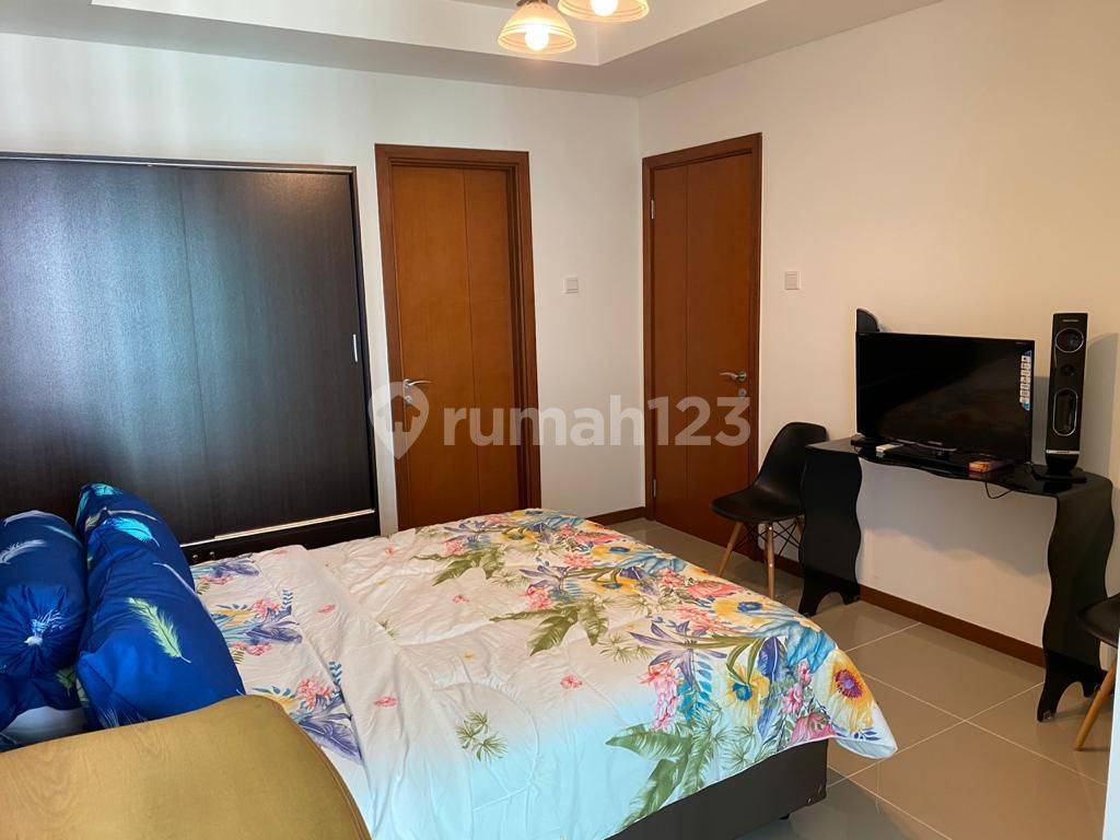 2BR Fully Furnished Apartment with Sea and Courtyard View