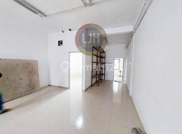 3-Story Commercial Shop/Property in Pantai Permata Baloi