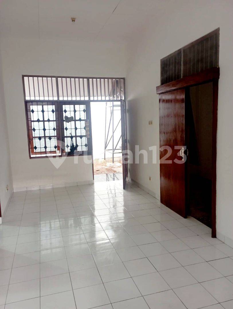 Villa Melati Mas Rental in Serpong BSD Area
