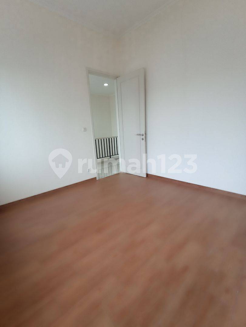 Strategically Located House Near Santa Laurensia School with Multiple Amenities