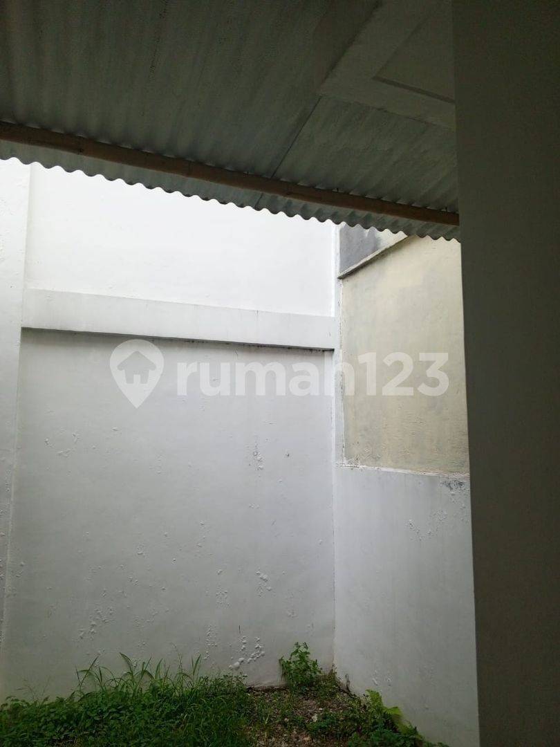 Di Sewakan Rumah Di Cluster Vialle Citra Raya