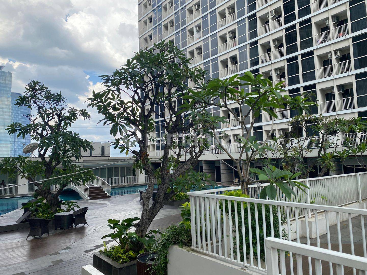 Pacific Garden Alam Sutera Studio Apartment with Lake View