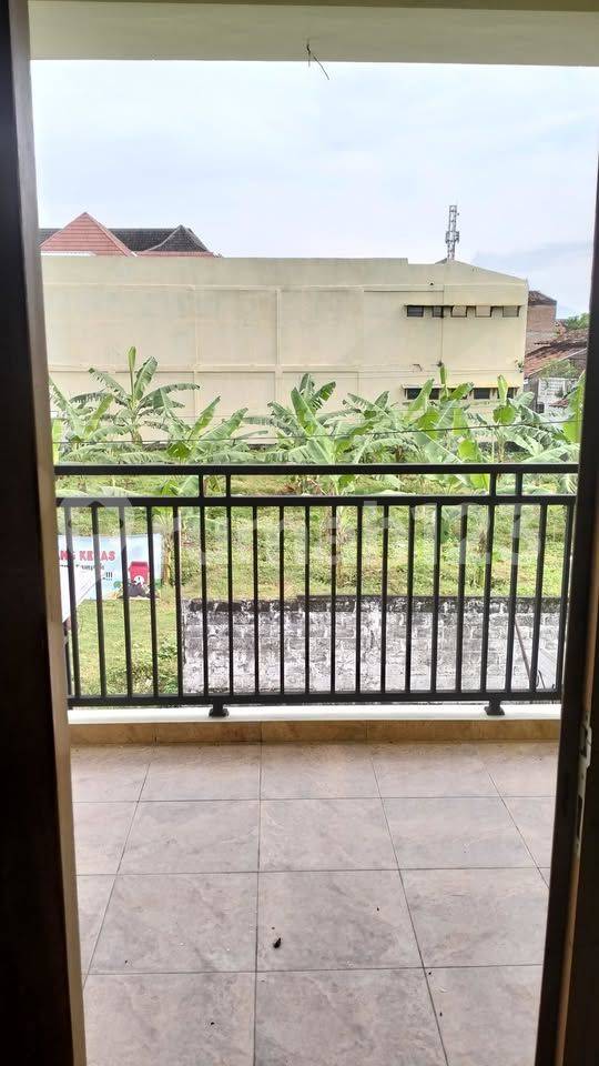 Spacious Two-Story House with 4 Bedrooms in Jogja