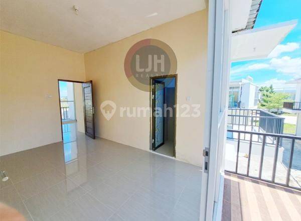 Two-Story Townhouse Near Putra Batam University