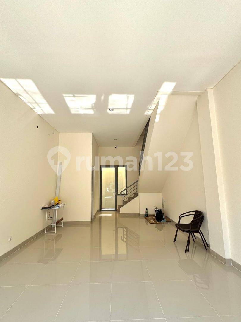Ruko Maggiore Grande 2 Lantai Commercial Property