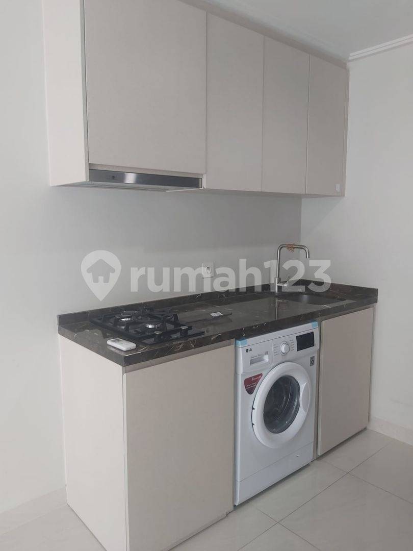 Semi-furnished Studio at Green Sedayu Mall