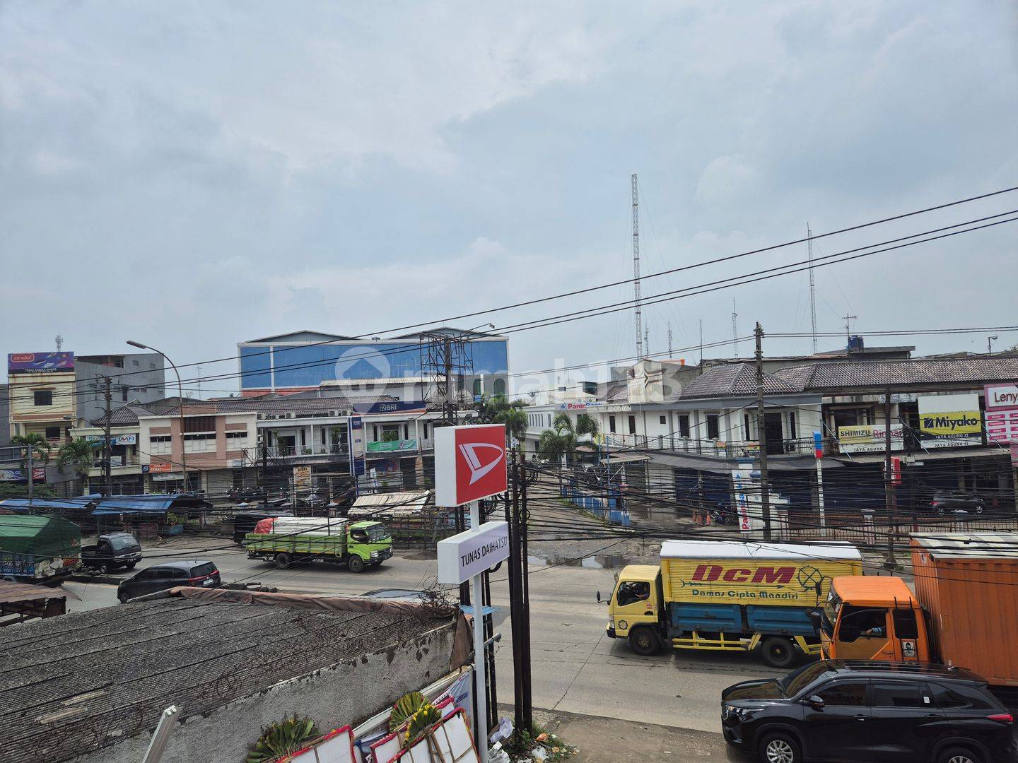 New 2-Story Shop House in Strategic Balaraja Location