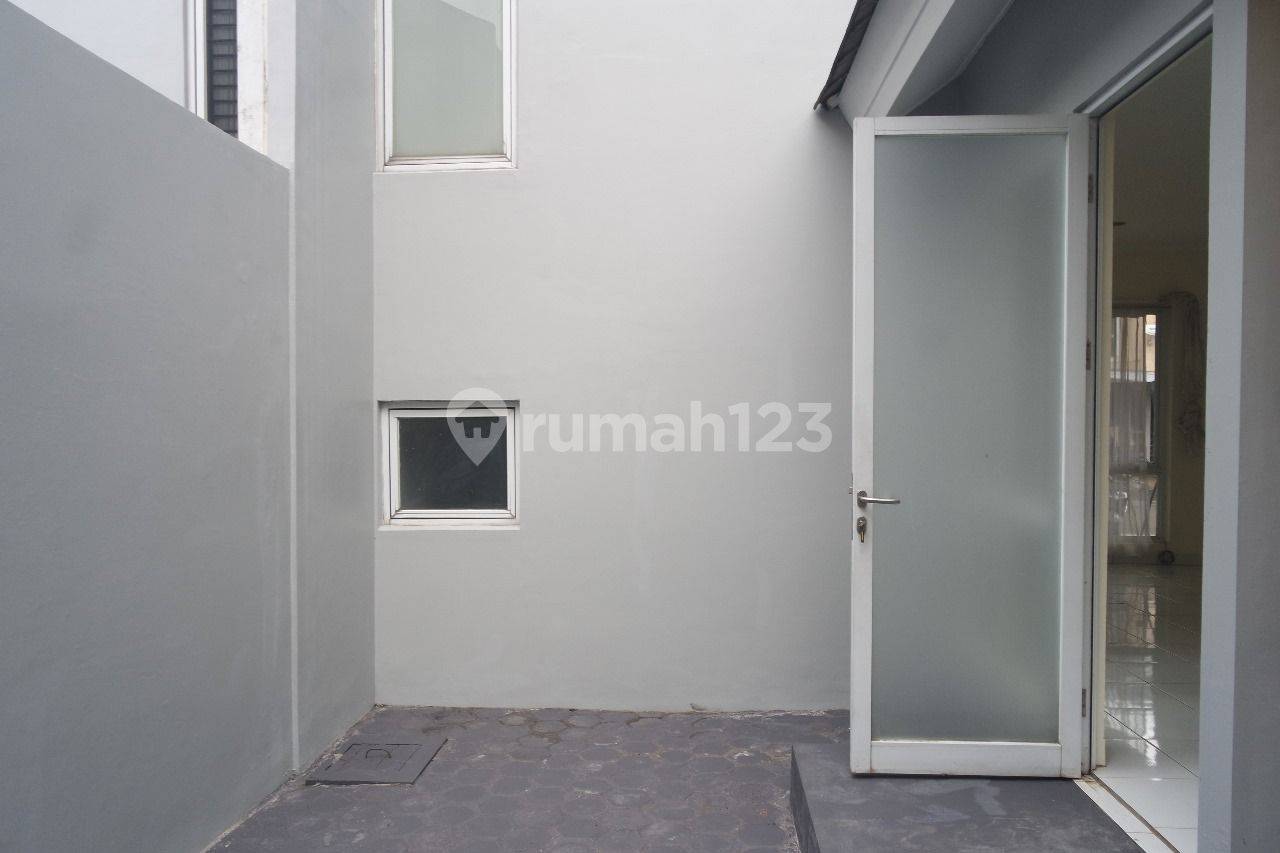 Comfortable 3+1 Bedroom Cluster Residence in Verdant Ville BSD