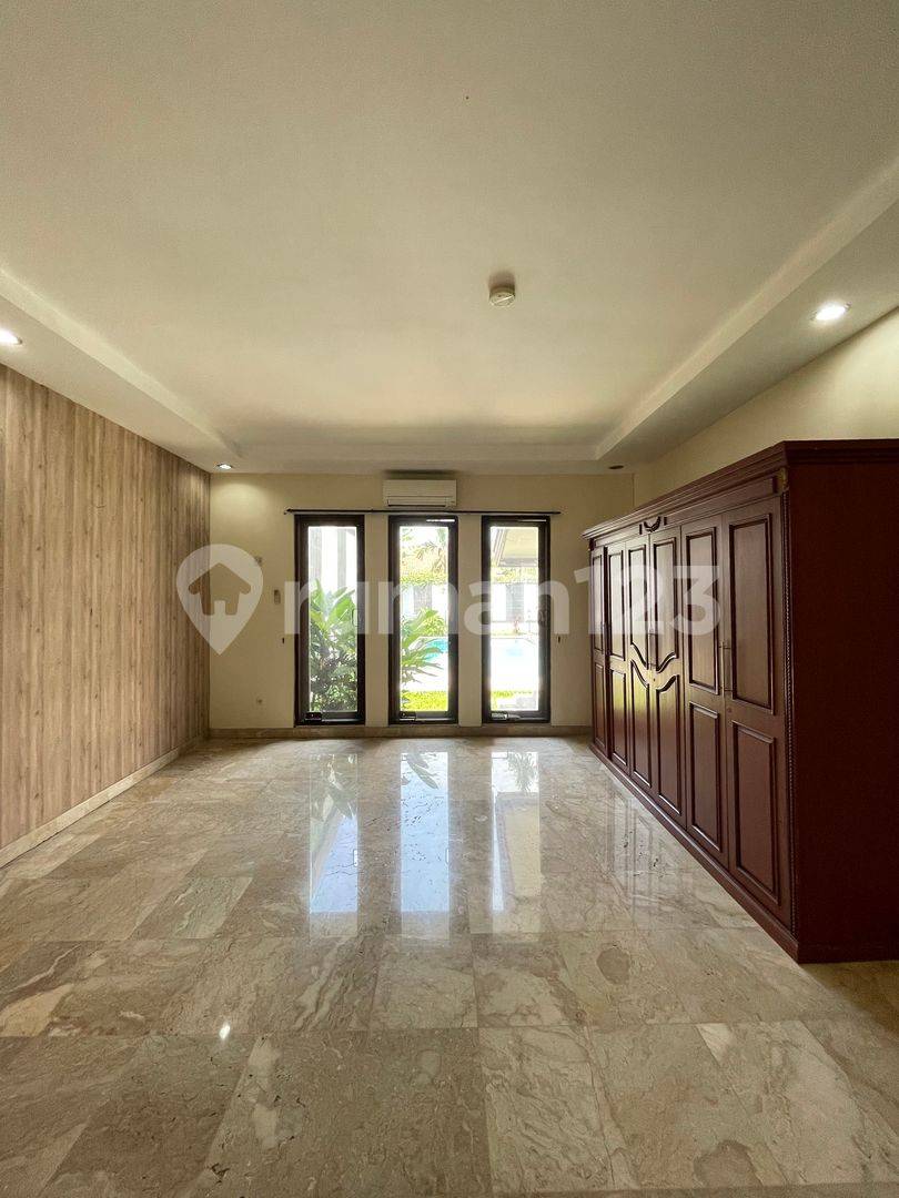 Spacious 4-Bedroom House in Kenanga Cilandak, South Jakarta
