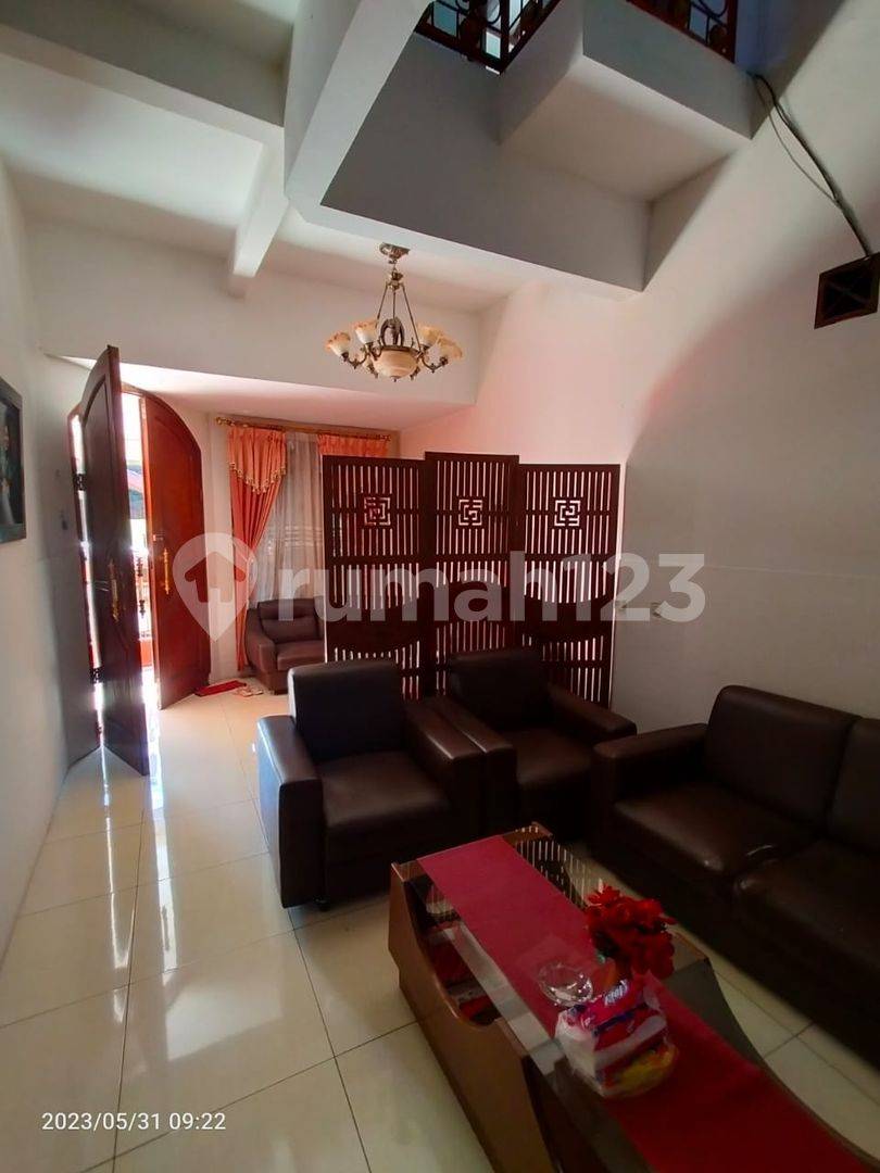 Furnished 2-Story House in Bumi Panyilekan, Bandung - Strategic Location