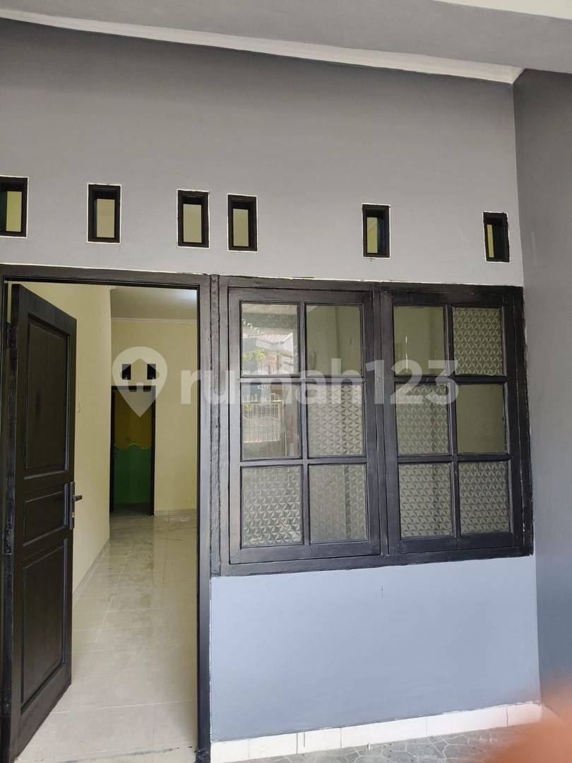 Памулангдағы 2 қабатты үй, 120м², 3 жұмақ, 2 жуынатын бөлме