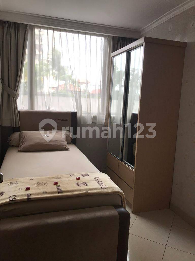 Horizon Ultima Rasuna пәтері - 3 жаттық бөлме, толық жабдықталған, 5-ші қабат, SHM, пайдалануға дайын