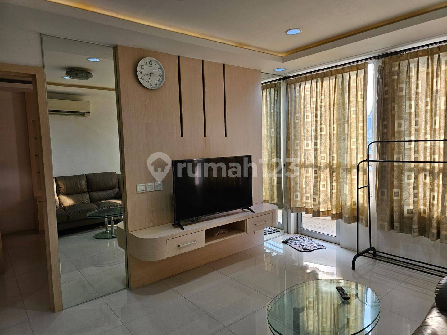 Fully Furnished Apartment with Modern Interior