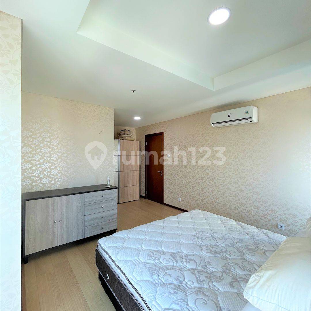 Greenbay Condominium 2 Bedroom Fully Furnished with City View