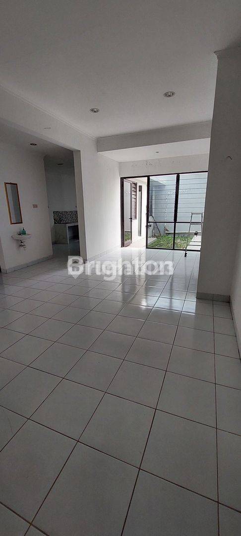 Semarang House - Near Airport, Convenient Location