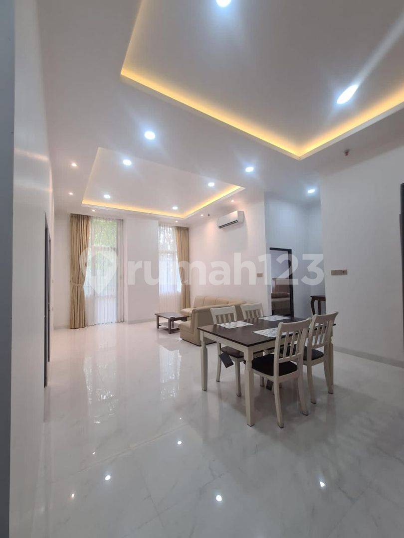 Ground Floor Apartment at Paladian, 3 Bedrooms, Fully Furnished