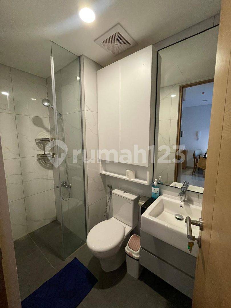 Newton 2 Apartment - 1BR Fully Furnished in Jakarta CBD
