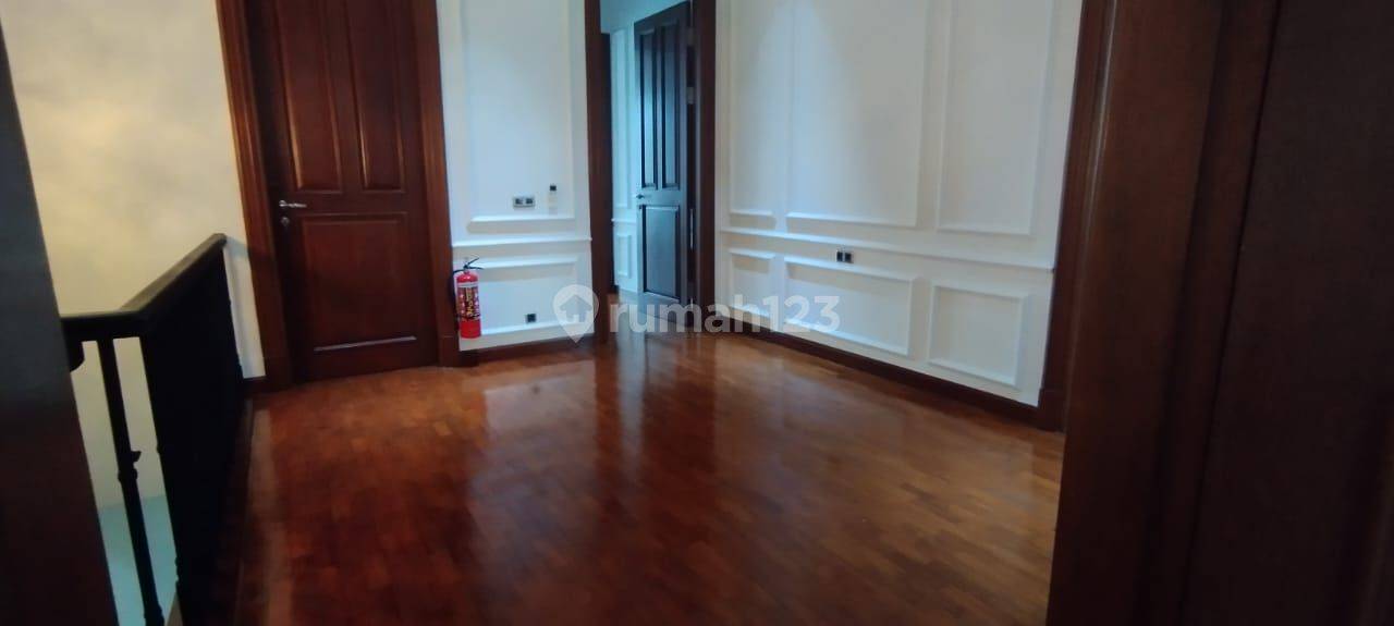 Kemang Area Private House - 3 Bedrooms + Study Room, Private Pool