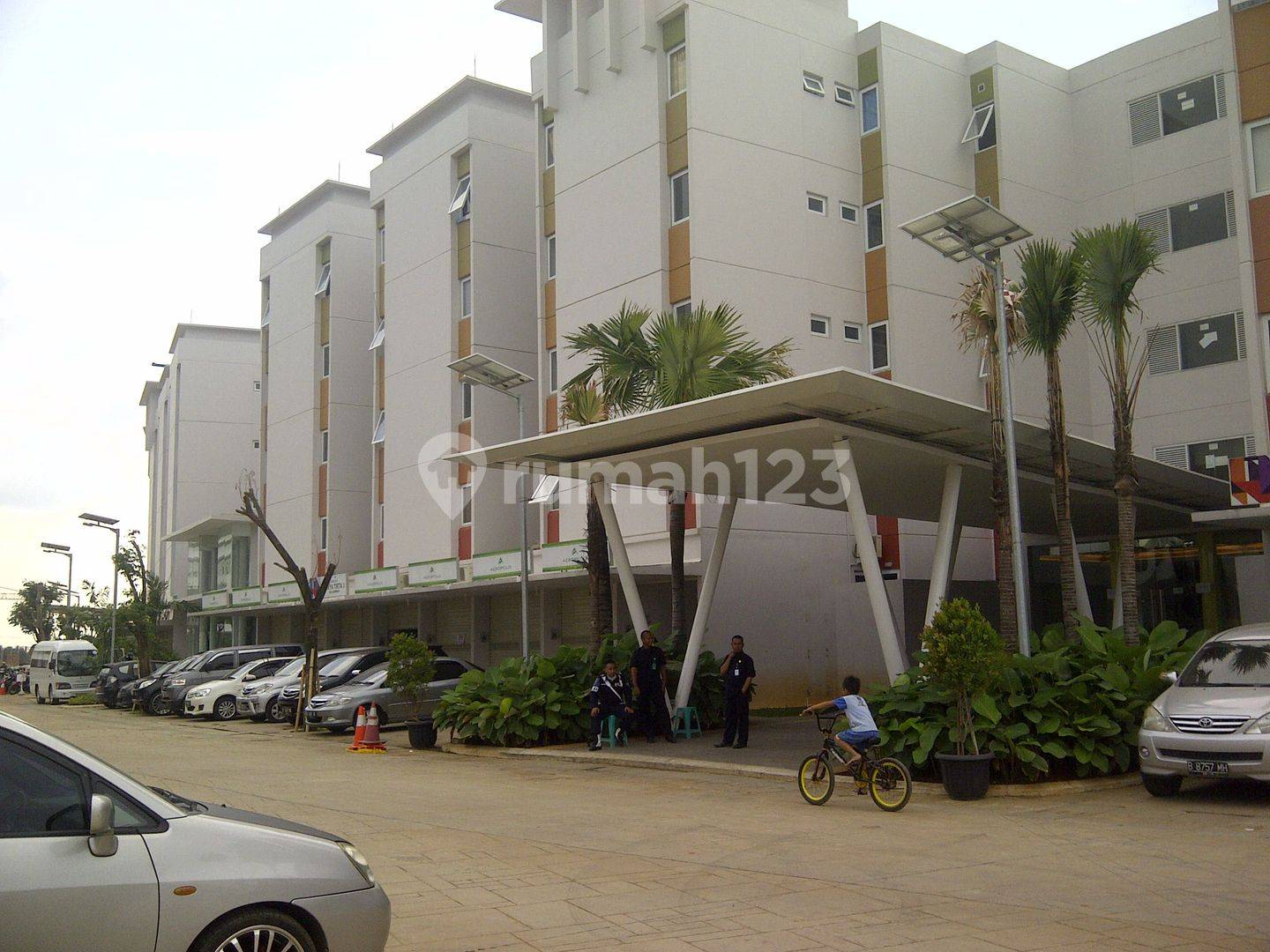 Fully Furnished Studio Apartment with Modern Amenities