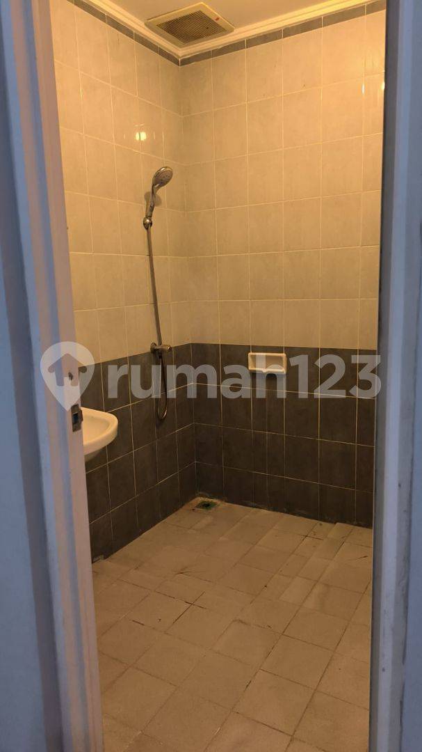 2-Story Property with Multiple Amenities