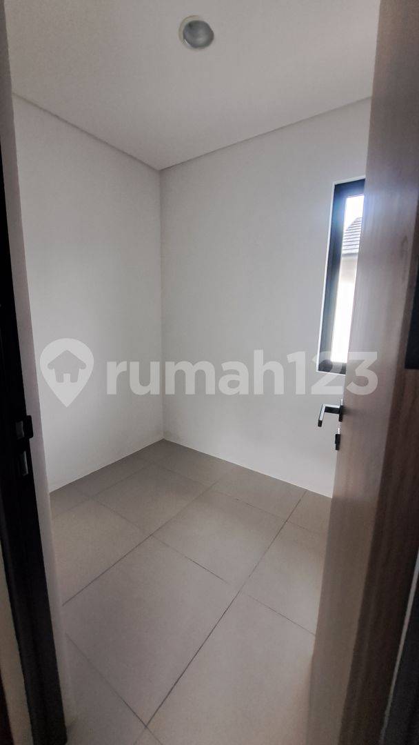 2-Story House with 3 Bedrooms Near UMN University, Gading Serpong