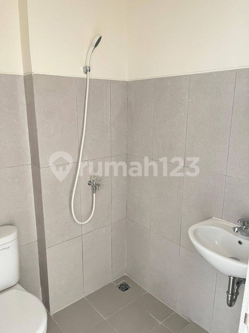 Ruko Verona Junction в Gading Serpong - Стратегическое коммерческое пространство