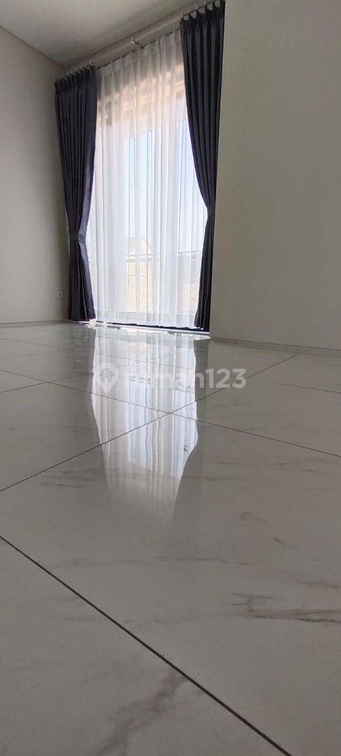 2-Story House in Kota Baru Parahyangan, Fully Tiled, Spacious